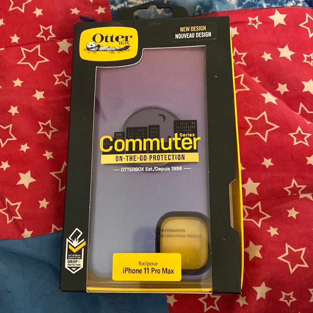 Otter Box commuter case iPhone 11proMax. Iridescent purple